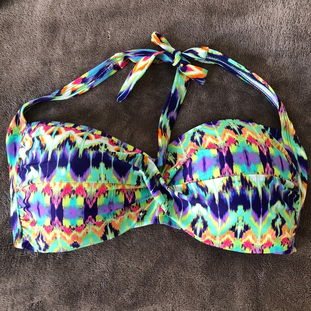 NWT VM ikat swim separates top 24w
